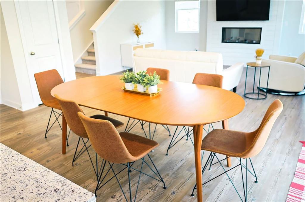 5206 Mulberry Creek Way