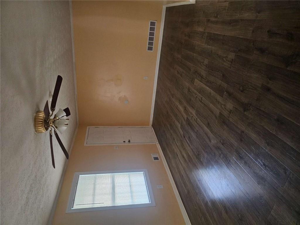 POINTER RIDGE - Residential