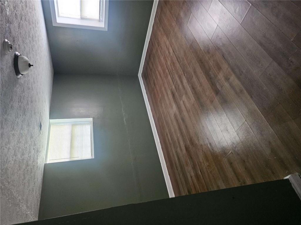 POINTER RIDGE - Residential