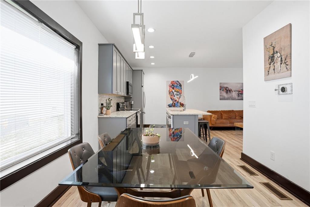 1076 Center Street NW