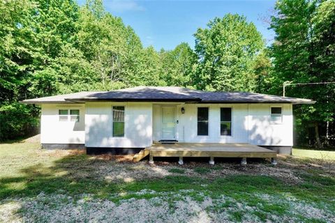 Homes For Sale - 4289 Post Road<br/> Winston, GA 30187