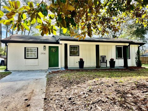 Homes For Sale - 2936 Hall Drive<br/> Smyrna, GA 30082