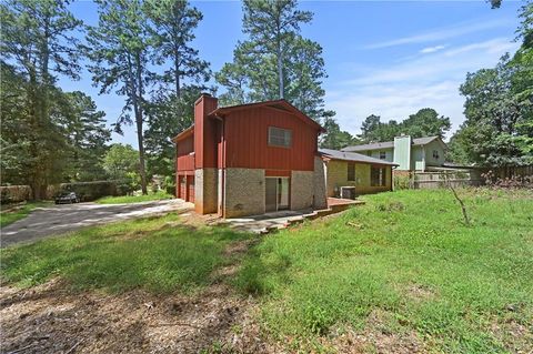 A home in Lilburn