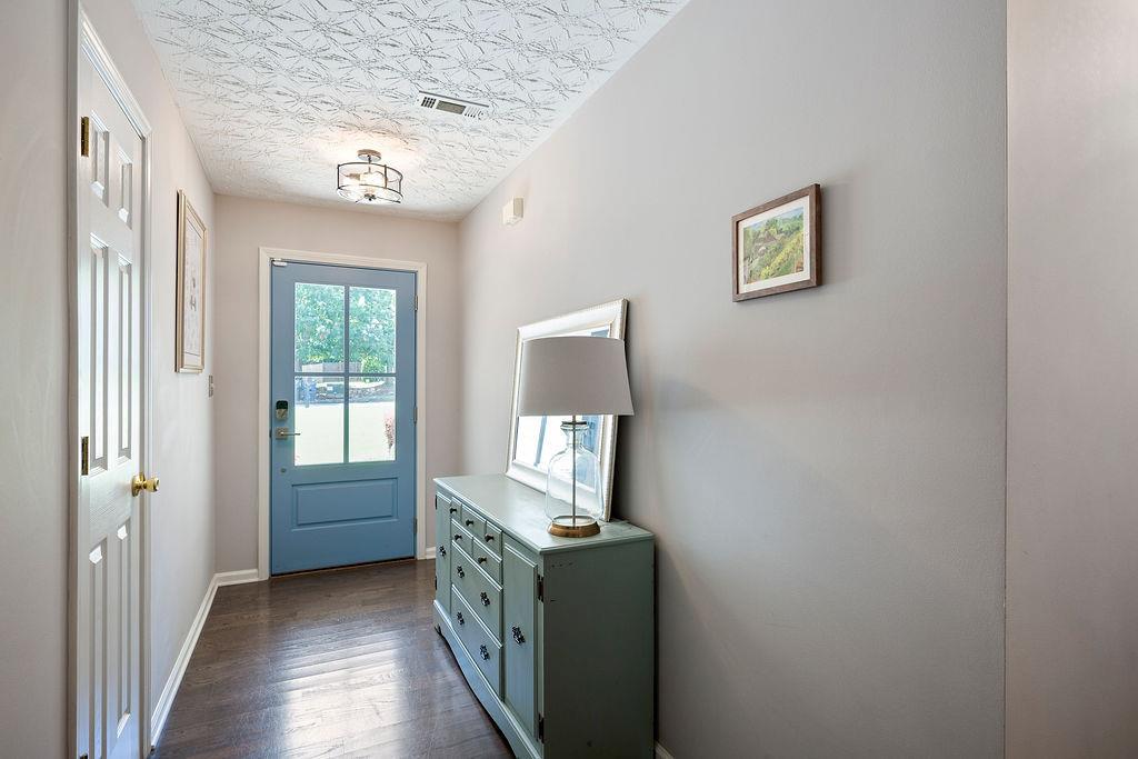5238 Leecroft Drive