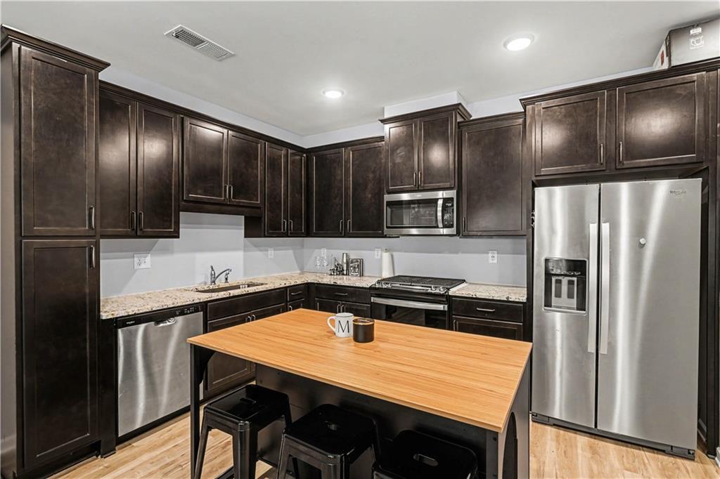 1952 Sanford Drive NW