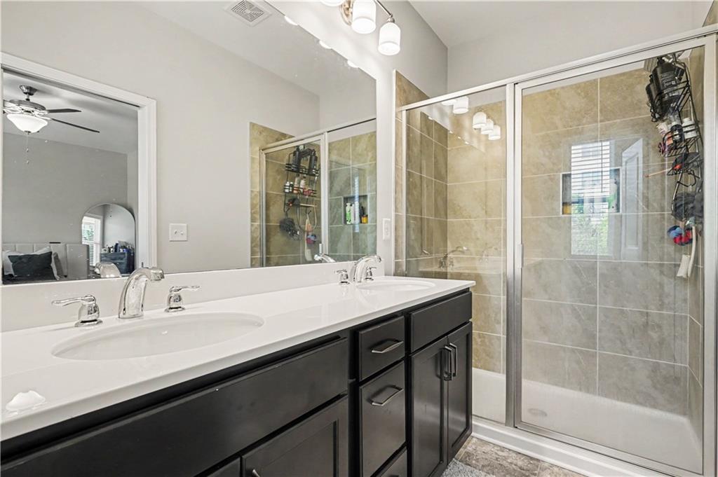 1952 Sanford Drive NW