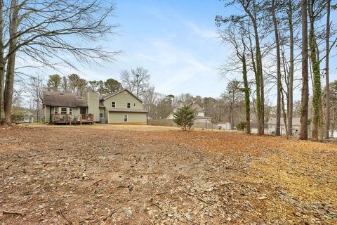 A home in Powder Springs