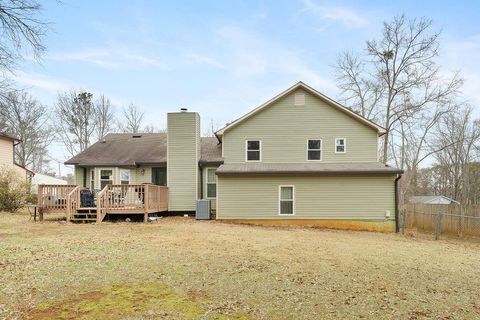 A home in Powder Springs