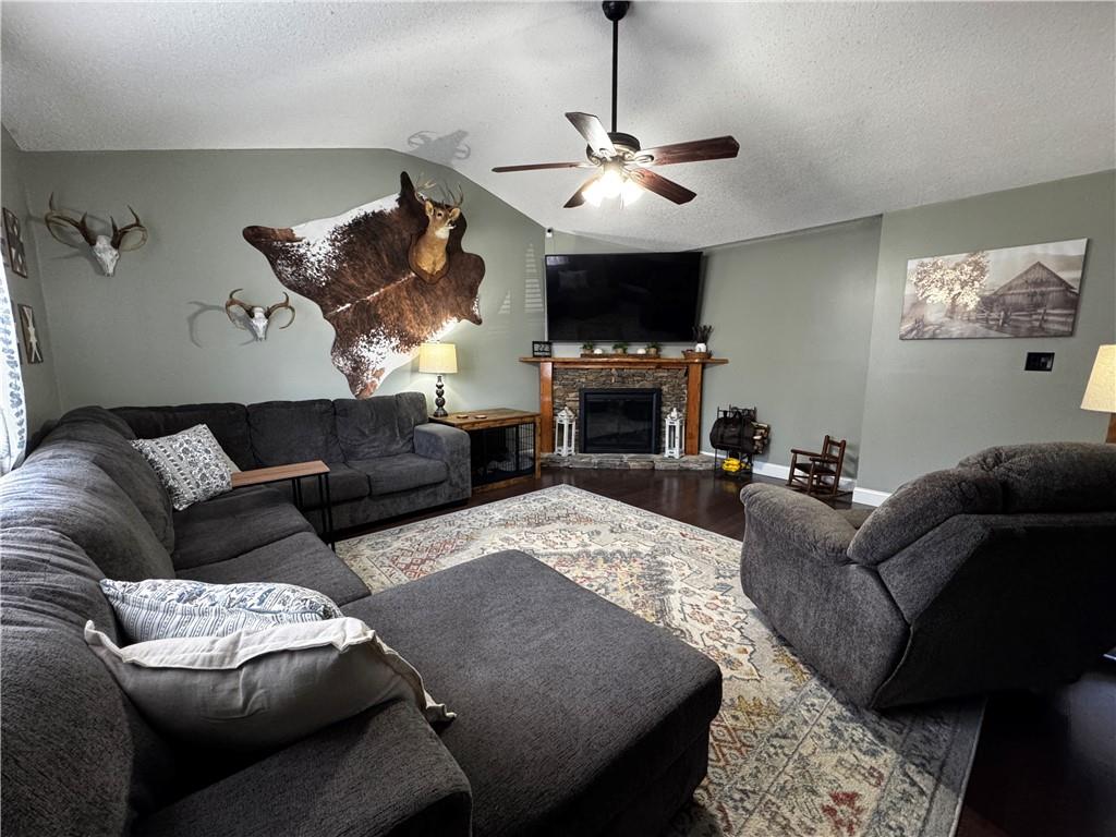 106 Windmill Drive SE