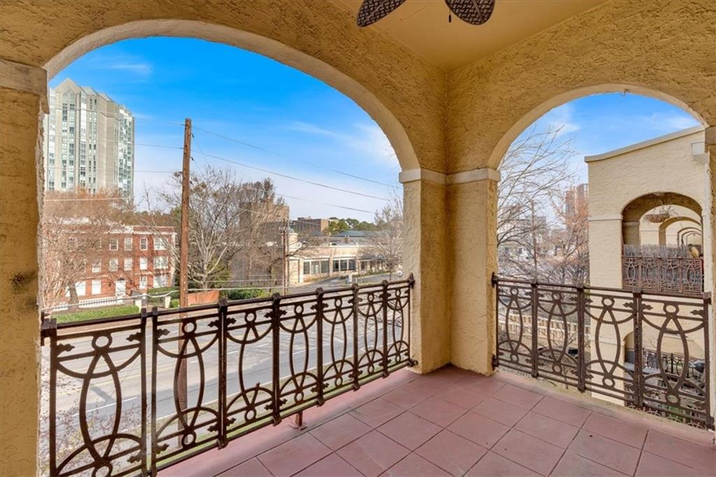 2855 Peachtree Road NE 302