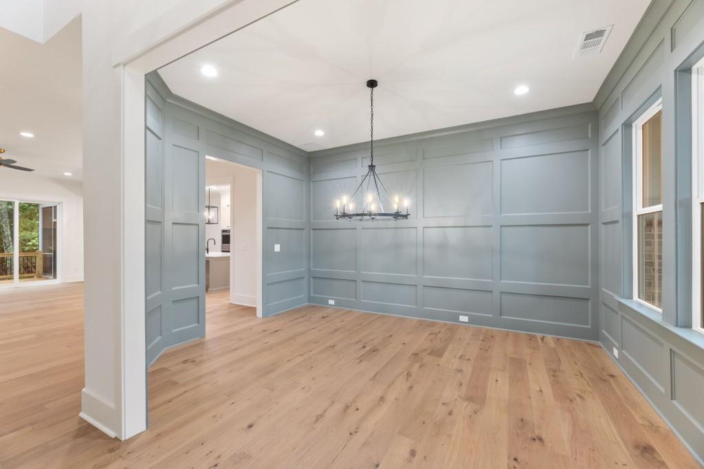 2390 Glade Overlook