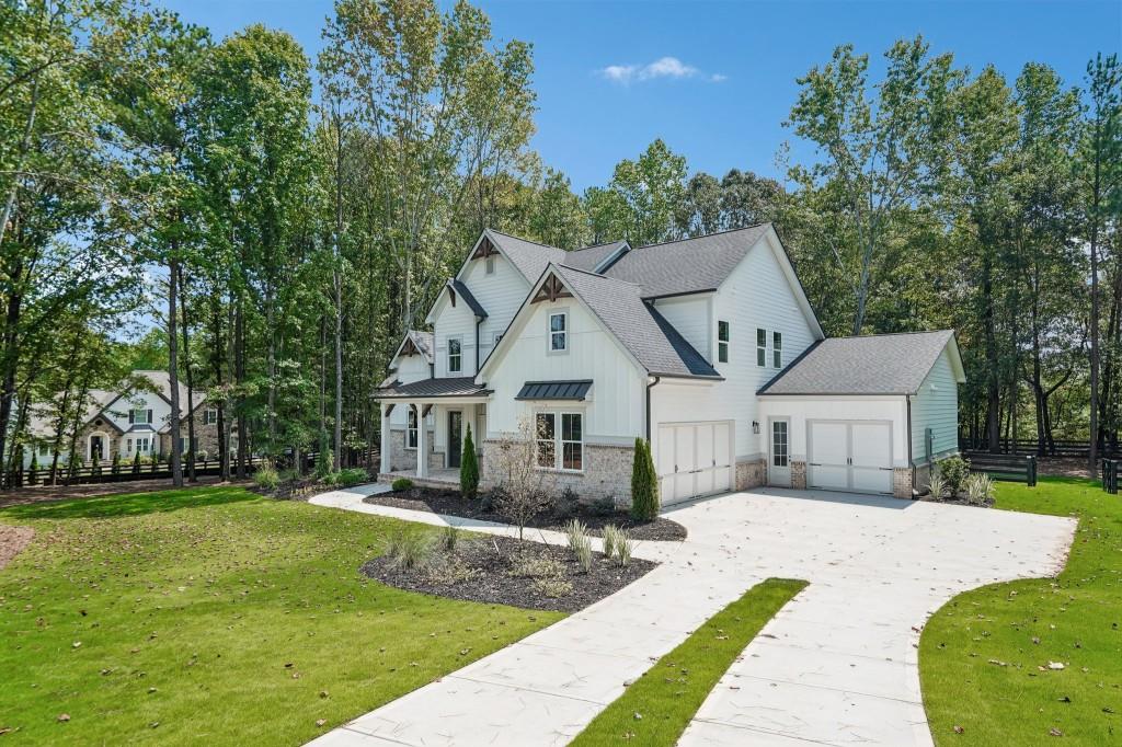 2390 Glade Overlook