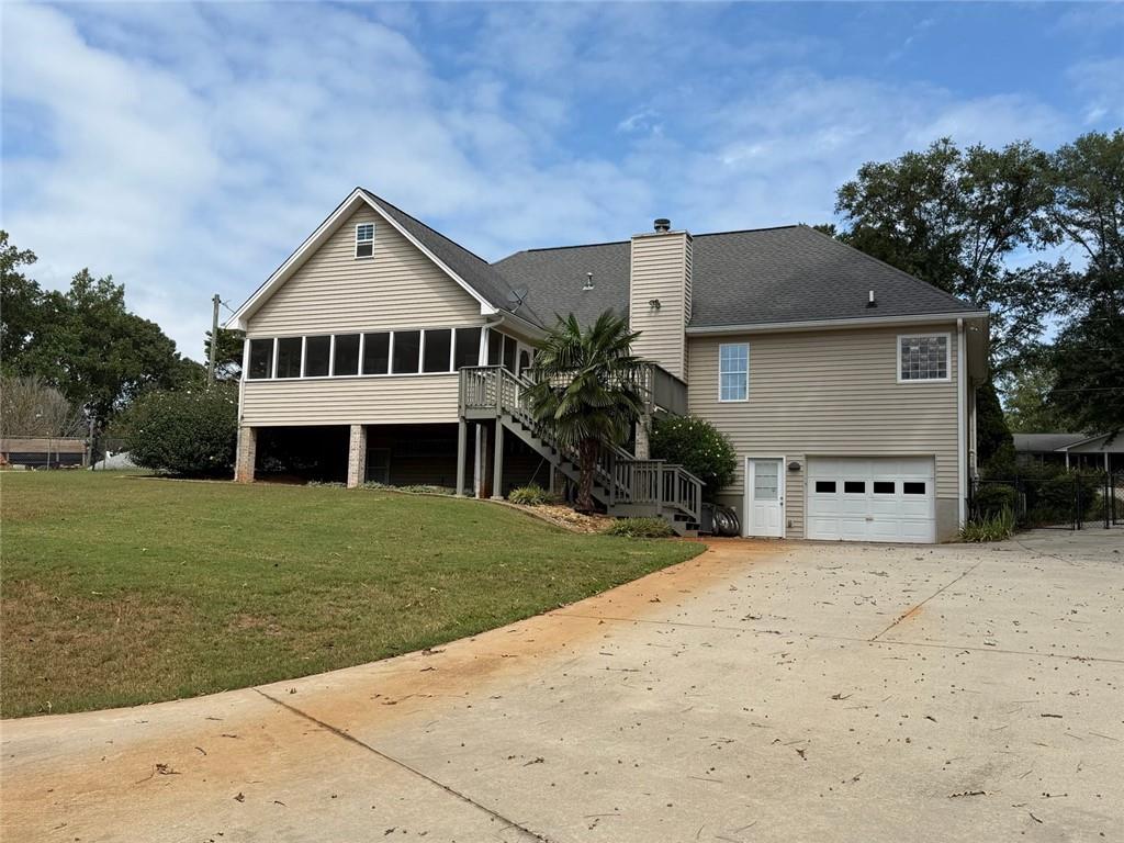 3815 Hilldale Road
