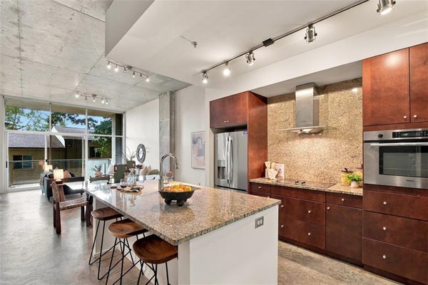 130 ARIZONA AVE NE UNIT 105, ATLANTA, GA 30307 - Image 3278b89292de9f5efcb4513ea65bef77/1308574367
