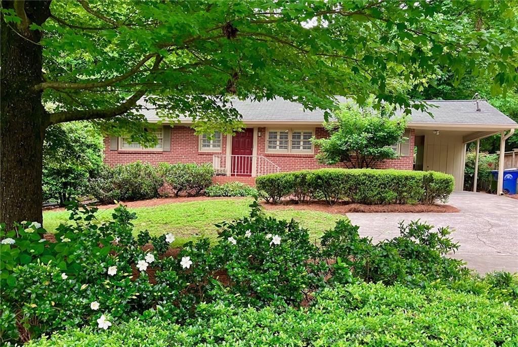Photo of 2556 Defoors Ferry Road NW, Atlanta, GA 30318 (MLS # 7705243)