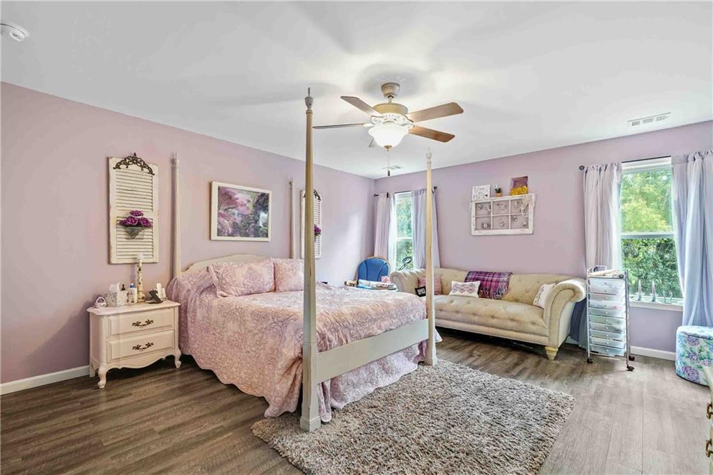 Woodview Enclave - Residential