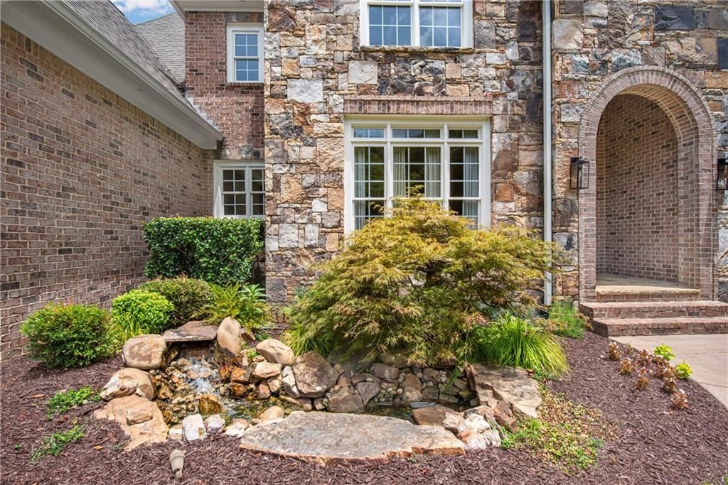 2140 Tee Drive