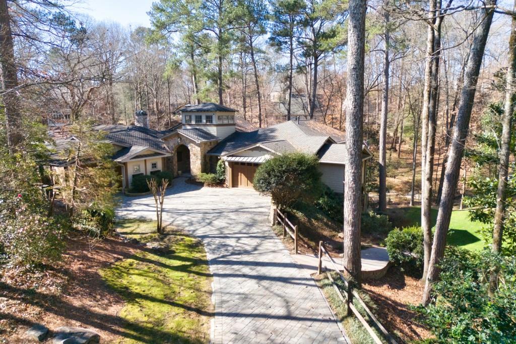 4421 Paradise Circle