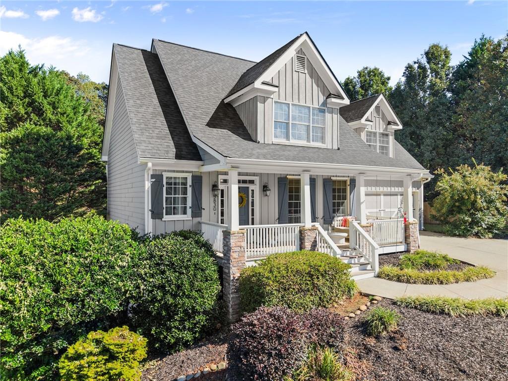 Twelve Oaks Place - Residential