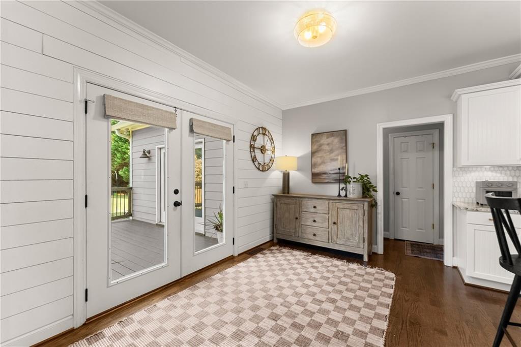 Twelve Oaks Place - Residential