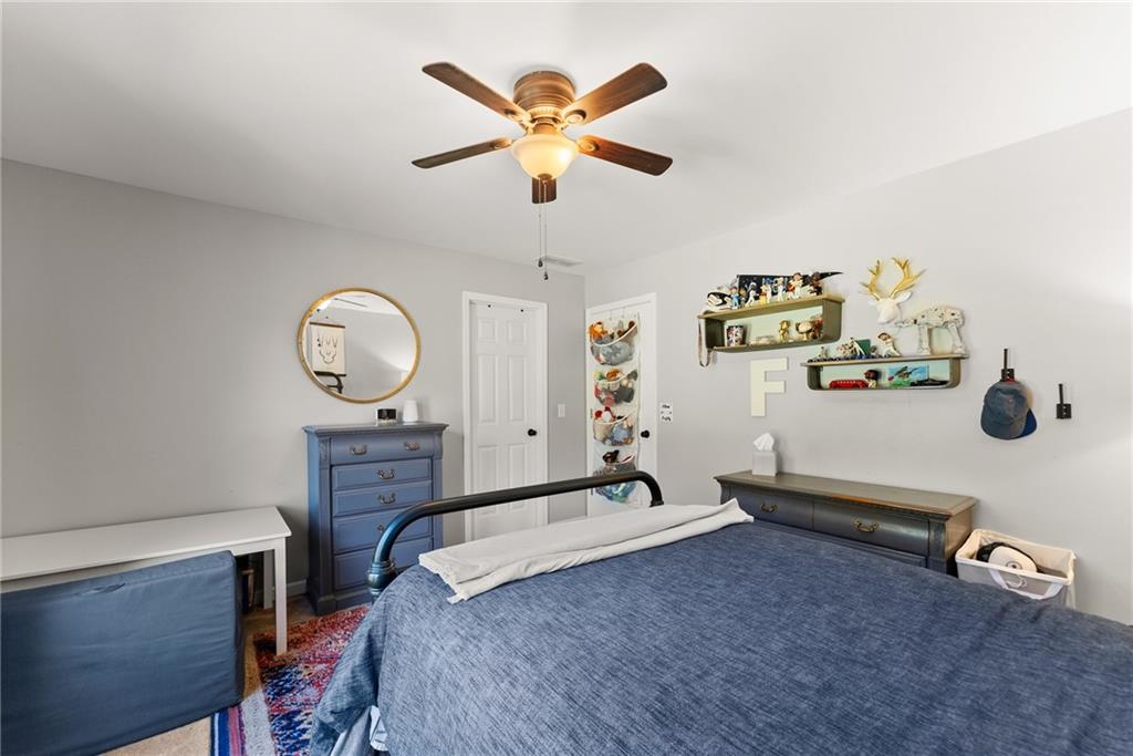 Twelve Oaks Place - Residential