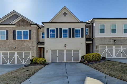 Townhouse For Sale - 6160 Sweetbay Lane<br/> Alpharetta, GA 30004