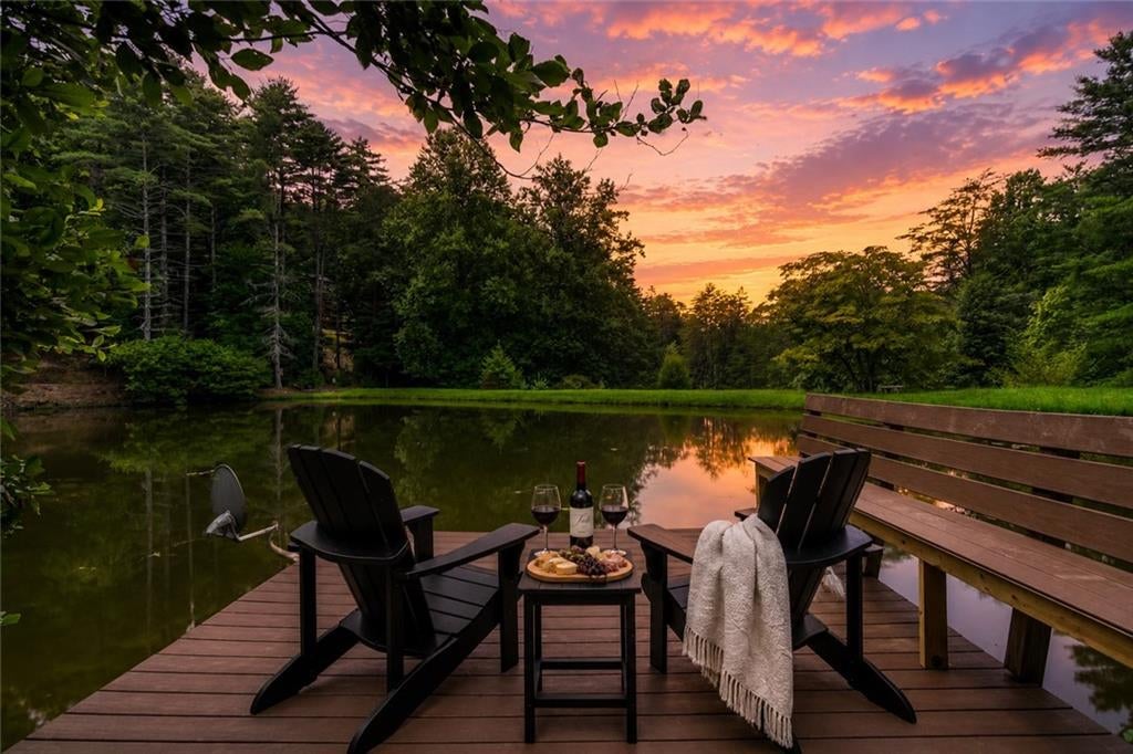 3 Mountain Lake Rd