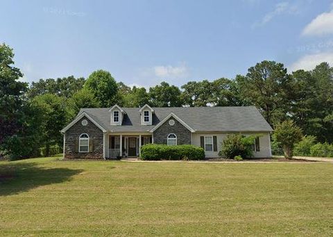 A home in Mcdonough