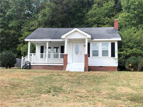 A home in Summerville