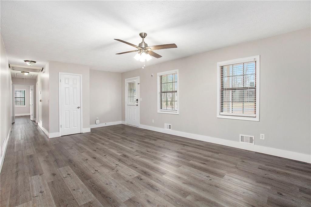 5700 Tracy Drive, Mableton, Georgia image 7