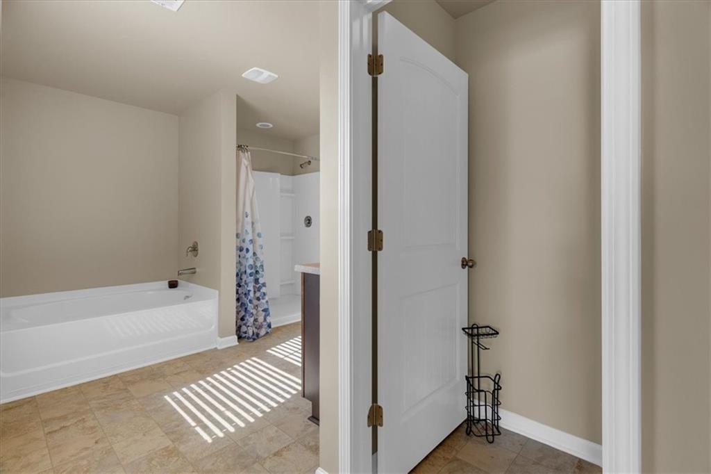 820 Lake Chase, Fairburn, Georgia image 33