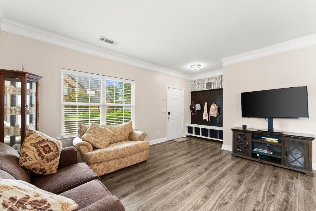 1208 LOOWIT FALLS Court