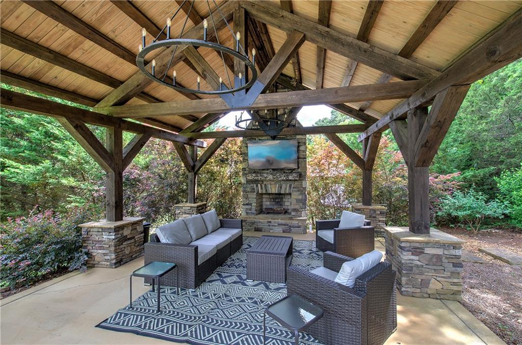 122 Shake Rag Circle NW