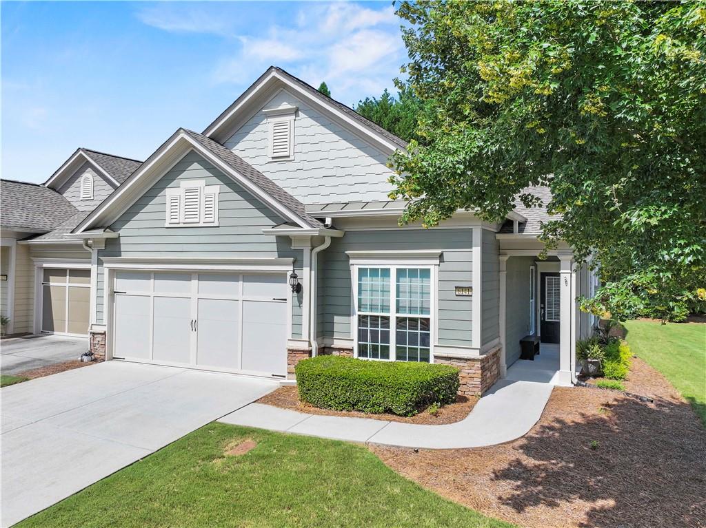 6141 Longleaf Drive
