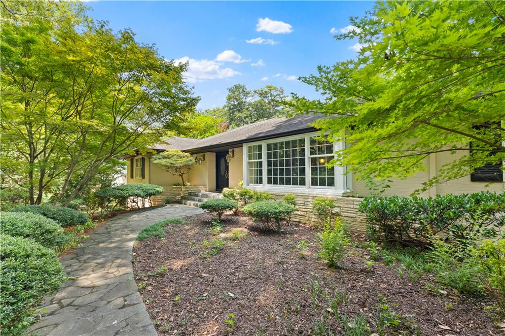 705 W Ponce De Leon Avenue
