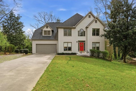Homes For Sale - 3560 Rosewicke Drive<br/> Cumming, GA 30040