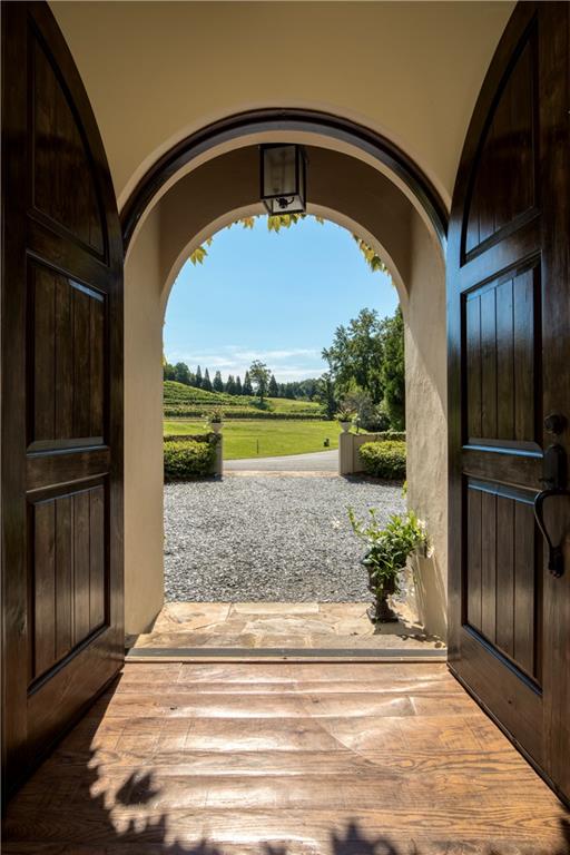 48 Piazza Pomino