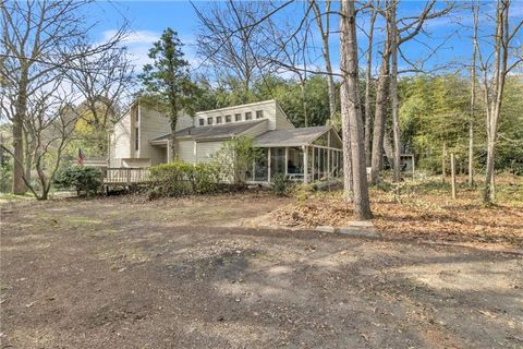 Homes For Sale - 6540 Pine Knotch Drive<br/> Douglasville, GA 30135