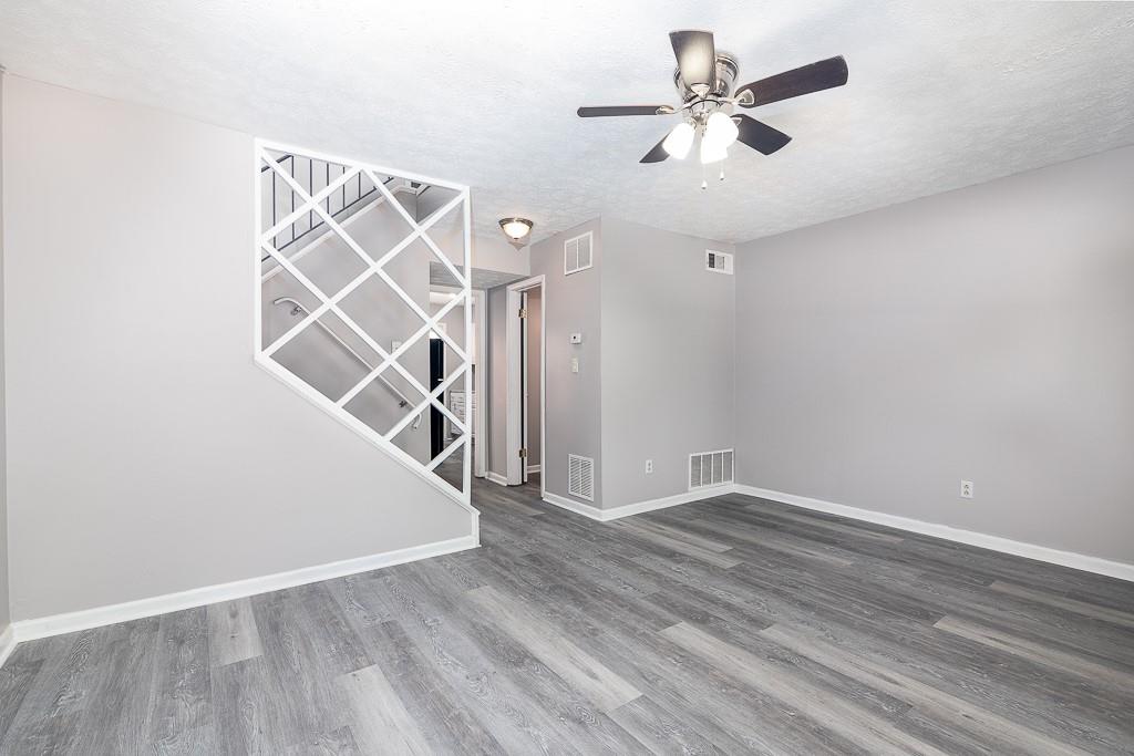 501 Carlton Road 2E