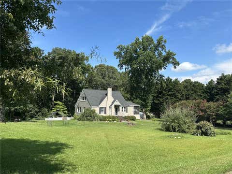 Homes For Sale - 139 Myrtle Street<br/> Toccoa, GA 30577