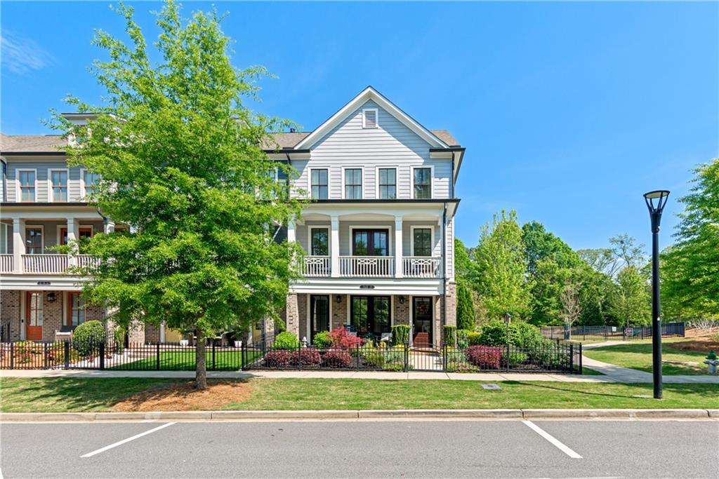 130 Inwood Walk, Woodstock, Georgia image 1