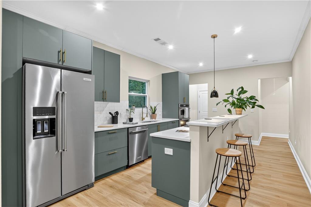 Jefferson Manor - Residential