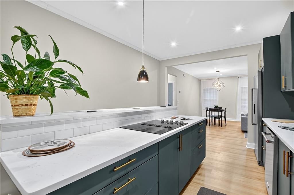 Jefferson Manor - Residential