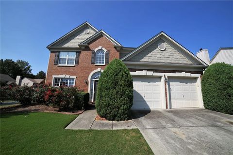 Homes For Sale - 8305 Grenadier Trail<br/> Suwanee, GA 30024