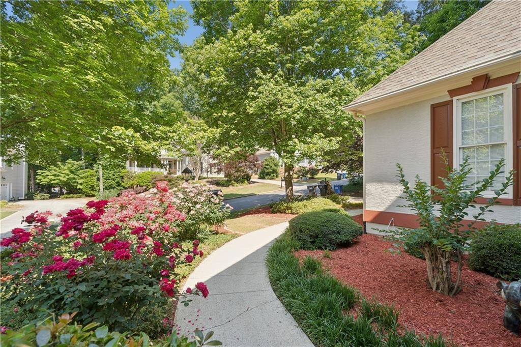 1611 Flowering Dogwood Drive
