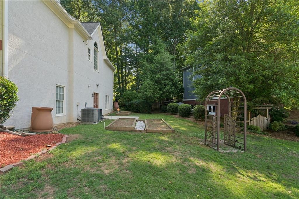1611 Flowering Dogwood Drive