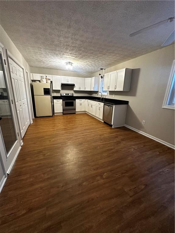 6160 shoreland circle