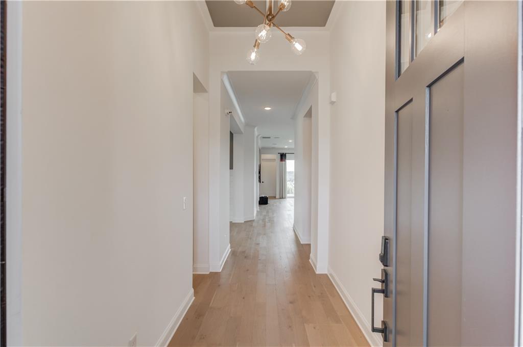 6824 Bungalow Road