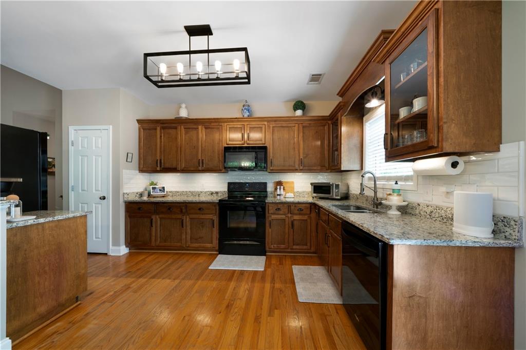 33 Kay Road, White, Georgia image 12