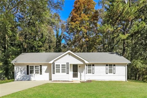 Homes For Sale - 119 Valley Road<br/> Stockbridge, GA 30281